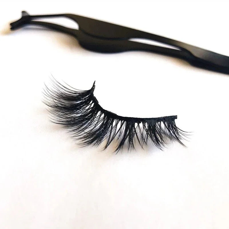 Magnetic Faux Lashes - Trendy and Easy-to-Apply! - Zentelle Beauty