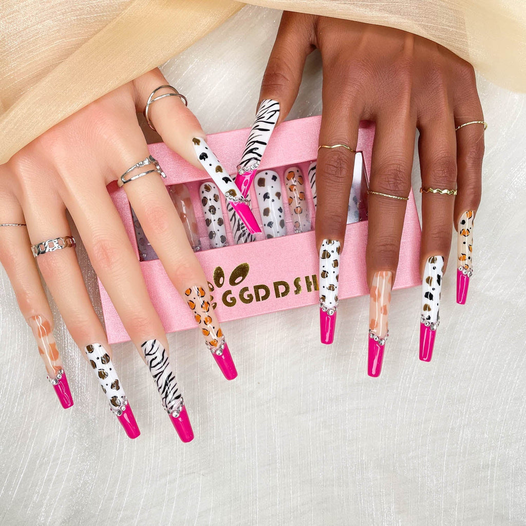 GGDDSHA Nails 10pcs Handmade Press On Nails - GlitterGold Diamond Extra Long Stiletto Reusable Gel UV FinishedFalse Nails, Designer Fashion 3D Hand - painted Nails ,Diamond Zebra - Zentelle Beauty