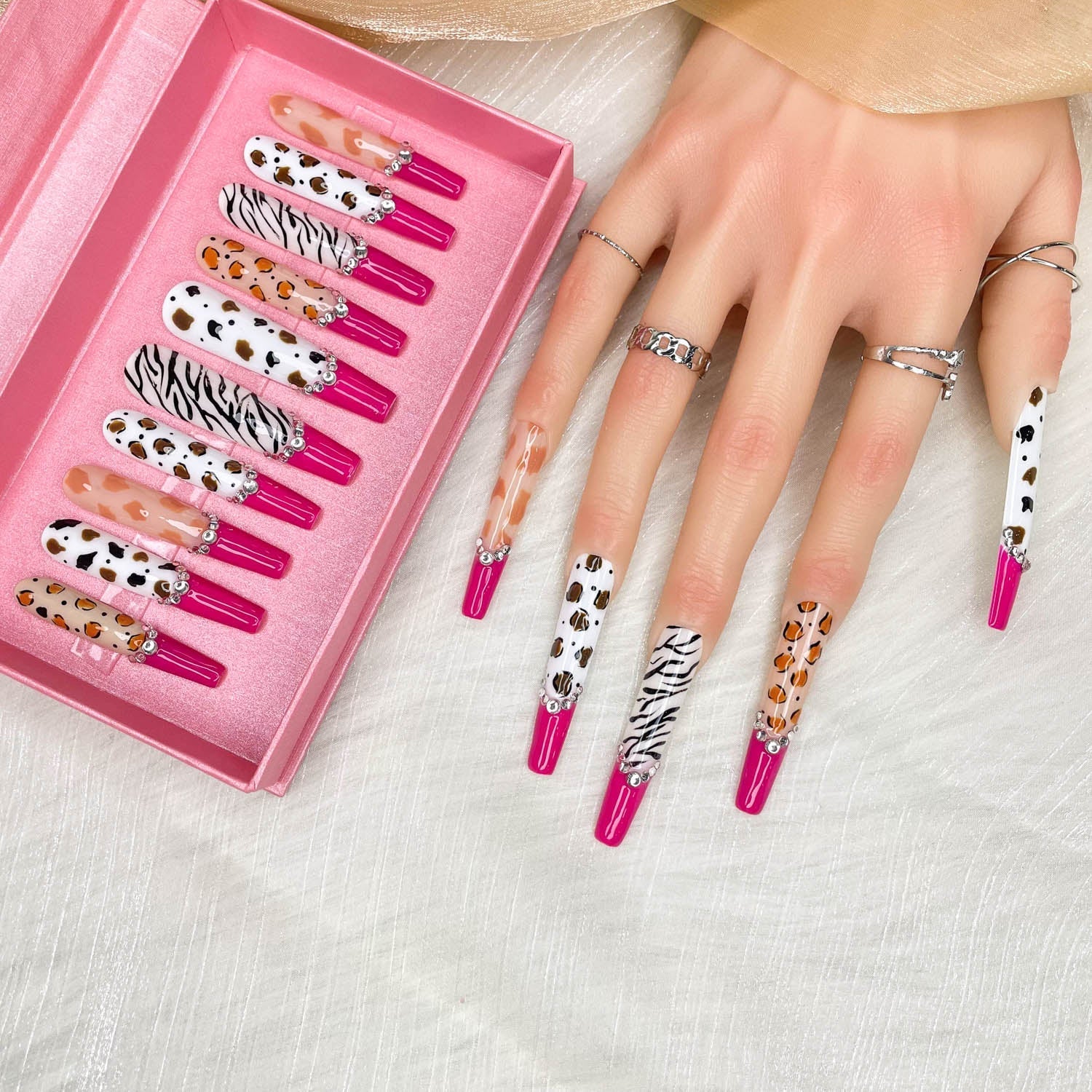 GGDDSHA Nails 10pcs Handmade Press On Nails - GlitterGold Diamond Extra Long Stiletto Reusable Gel UV FinishedFalse Nails, Designer Fashion 3D Hand - painted Nails ,Diamond Zebra - Zentelle Beauty