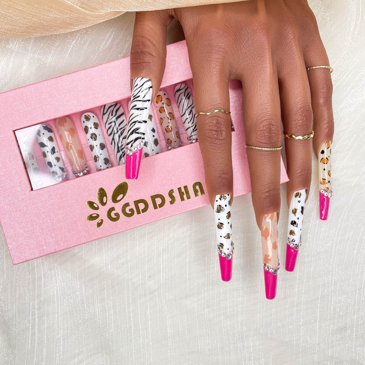 GGDDSHA Nails 10pcs Handmade Press On Nails - GlitterGold Diamond Extra Long Stiletto Reusable Gel UV FinishedFalse Nails, Designer Fashion 3D Hand - painted Nails ,Diamond Zebra - Zentelle Beauty