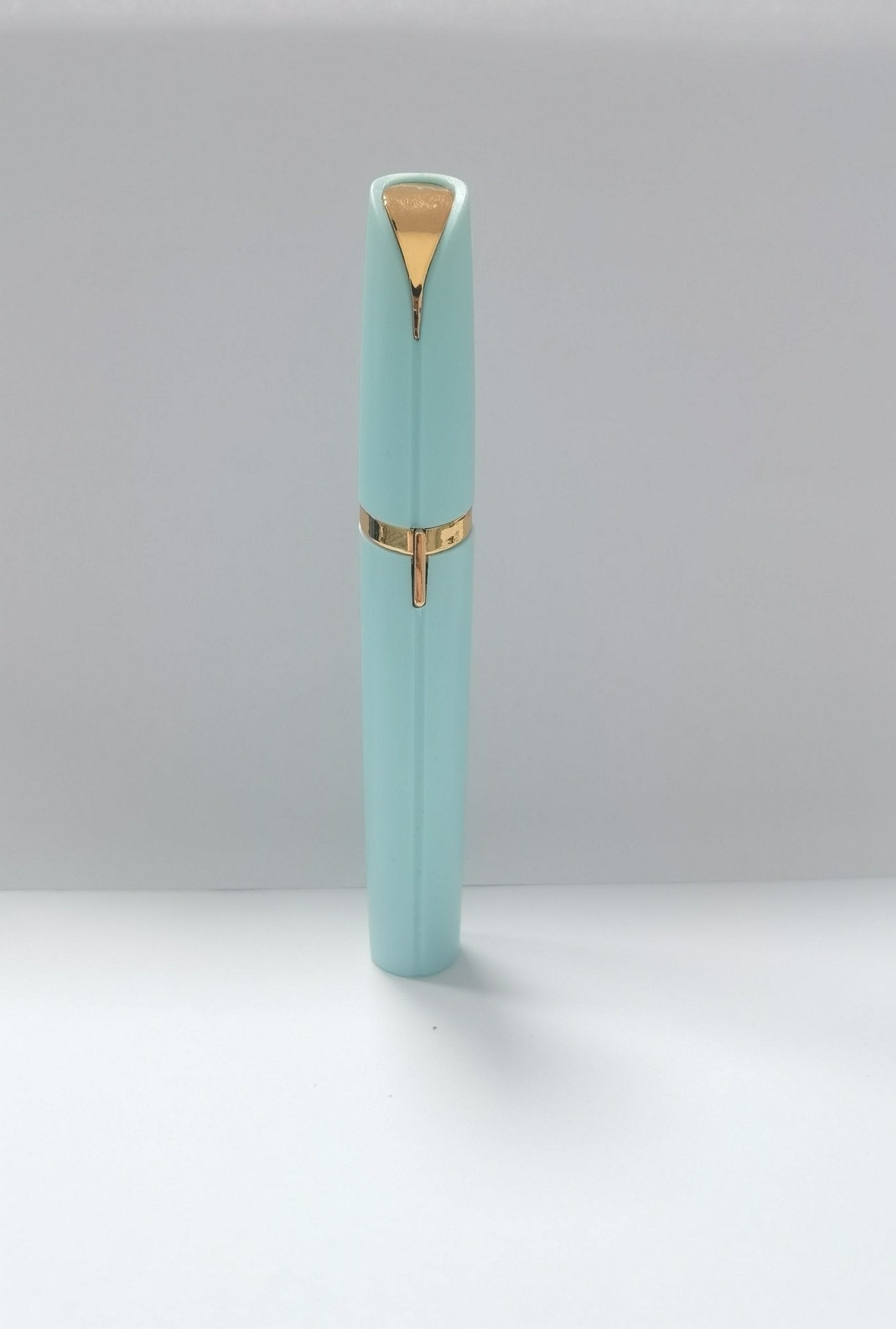 Mini Electric Eyebrow Trimmer Lipstick Brows Pen Hair Remover Painless Razor Epilator with LED Light - Zentelle Beauty