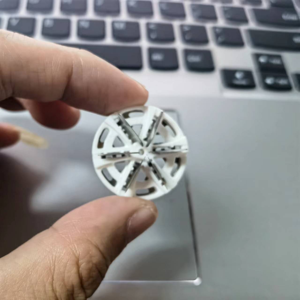 Mini Cordless Electric USB Shaver for Men - Wet/Dry, Painless & Portable - Zentelle Beauty